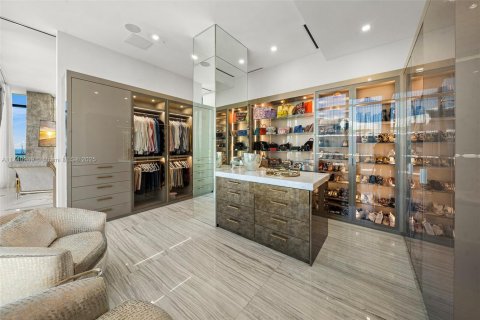 Condominio en venta en Aventura, Florida, 6 dormitorios, 575.99 m2 № 1491602 - foto 21