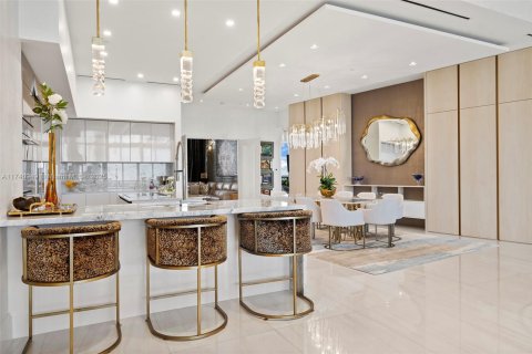 Condominio en venta en Aventura, Florida, 6 dormitorios, 575.99 m2 № 1491602 - foto 13
