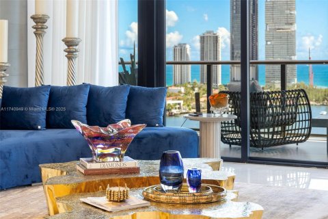 Condominio en venta en Aventura, Florida, 6 dormitorios, 575.99 m2 № 1491602 - foto 6