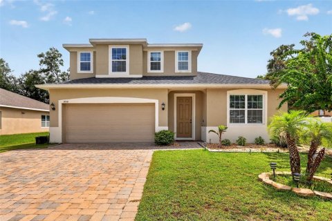 Villa ou maison à Eustis, Floride 4 chambres, 240.06 m2 № 2345293
