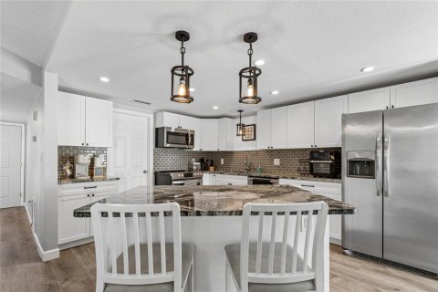 Touwnhouse à vendre à Pinellas Park, Floride: 3 chambres, 139.35 m2 № 2099731 - photo 10