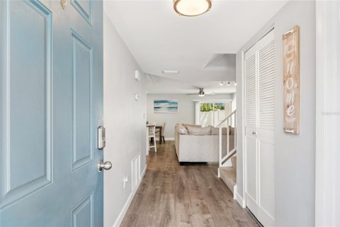 Touwnhouse à vendre à Pinellas Park, Floride: 3 chambres, 139.35 m2 № 2099731 - photo 3