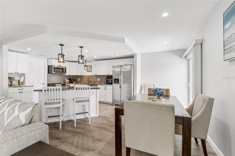 Touwnhouse à vendre à Pinellas Park, Floride: 3 chambres, 139.35 m2 № 2099731 - photo 8