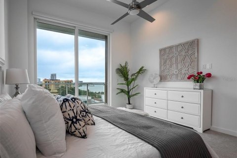 Condominio en venta en Clearwater, Florida, 2 dormitorios, 153.75 m2 № 2101899 - foto 15