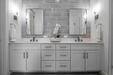 Condominio en venta en Clearwater, Florida, 2 dormitorios, 153.75 m2 № 2101899 - foto 17