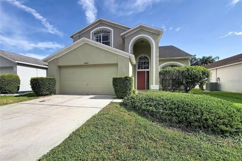 House in Wesley Chapel, Florida 3 bedrooms, 189.61 sq.m. № 2306227