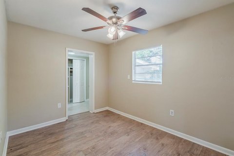 Casa en venta en Orlando, Florida, 3 dormitorios, 167.22 m2 № 1918195 - foto 17