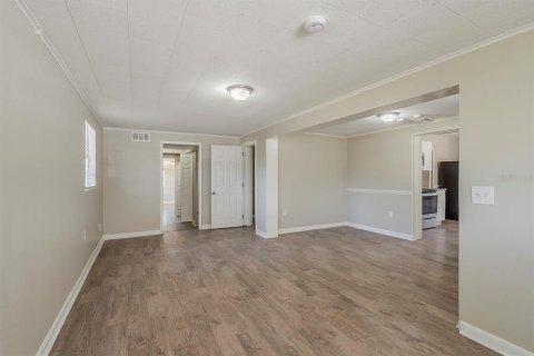 Casa en venta en Orlando, Florida, 3 dormitorios, 167.22 m2 № 1918195 - foto 9