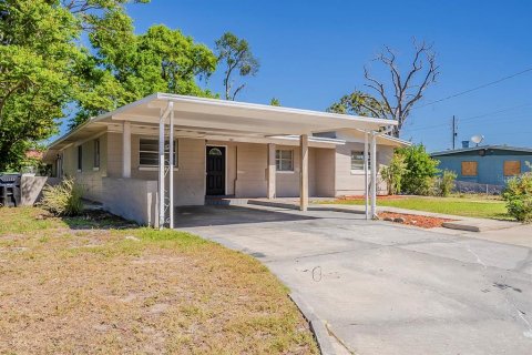 Casa en venta en Orlando, Florida, 3 dormitorios, 167.22 m2 № 1918195 - foto 3