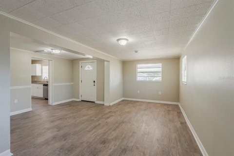 Casa en venta en Orlando, Florida, 3 dormitorios, 167.22 m2 № 1918195 - foto 8