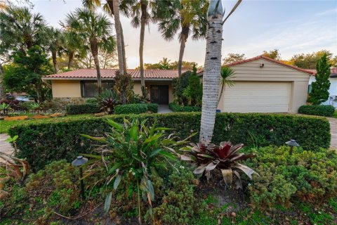 Купить виллу или дом в Майами-Лейкс, Флорида 3 спальни, 195.75м2, № 2009294 - фото 27