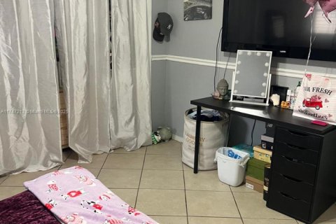 Condo in Coral Springs, Florida, 3 bedrooms  № 1710753 - photo 21