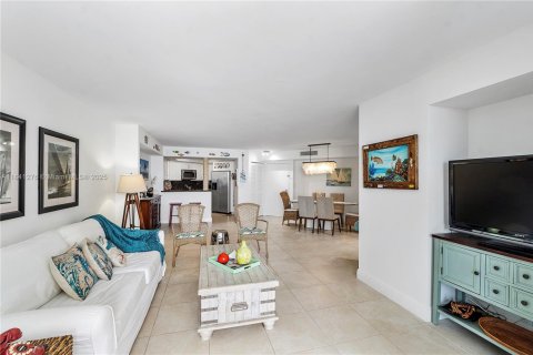 Copropriété à louer à Miami Beach, Floride: 2 chambres, 110.55 m2 № 1833741 - photo 24