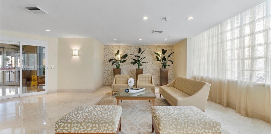 Condo à Miami Beach, Floride, 2 chambres  № 1833741