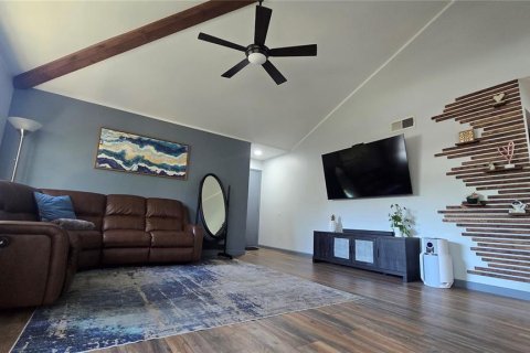 Copropriété à vendre à Palm Harbor, Floride: 2 chambres, 97.55 m2 № 2102140 - photo 4