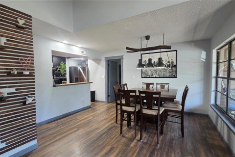 Copropriété à vendre à Palm Harbor, Floride: 2 chambres, 97.55 m2 № 2102140 - photo 5