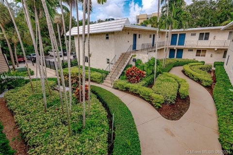 Copropriété à vendre à Pinecrest, Floride: 2 chambres, 74.79 m2 № 1858934 - photo 22