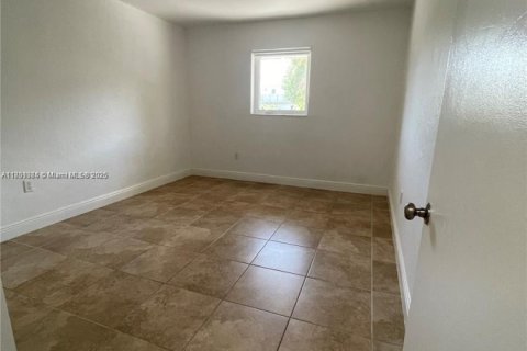 Copropriété à vendre à Pinecrest, Floride: 2 chambres, 74.79 m2 № 1858934 - photo 8