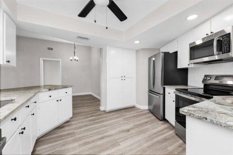 Villa ou maison à vendre à Punta Gorda, Floride: 3 chambres, 169.27 m2 № 2420467 - photo 15