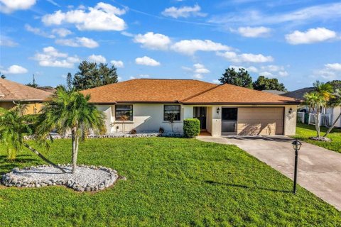 Villa ou maison à Punta Gorda, Floride 3 chambres, 169.27 m2 № 2420467