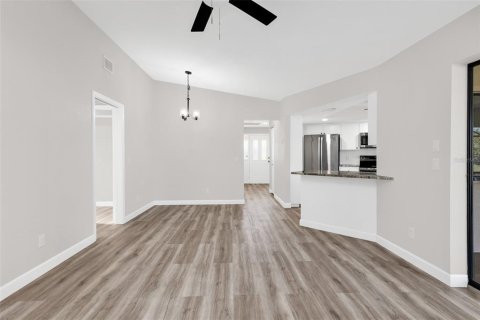 Villa ou maison à vendre à Punta Gorda, Floride: 3 chambres, 169.27 m2 № 2420467 - photo 26