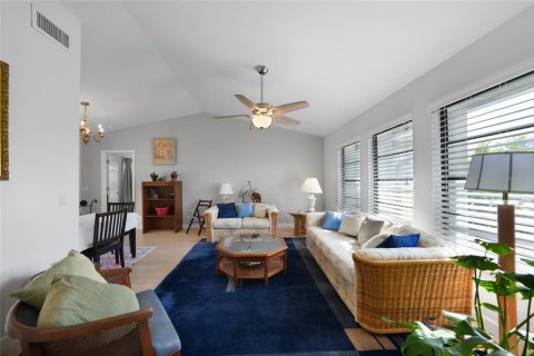 Villa ou maison à vendre à Port Charlotte, Floride: 3 chambres, 176.42 m2 № 2133715 - photo 8