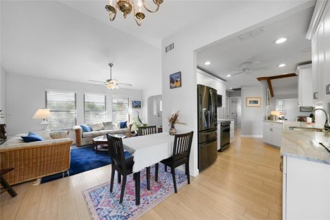 Villa ou maison à vendre à Port Charlotte, Floride: 3 chambres, 176.42 m2 № 2133715 - photo 12