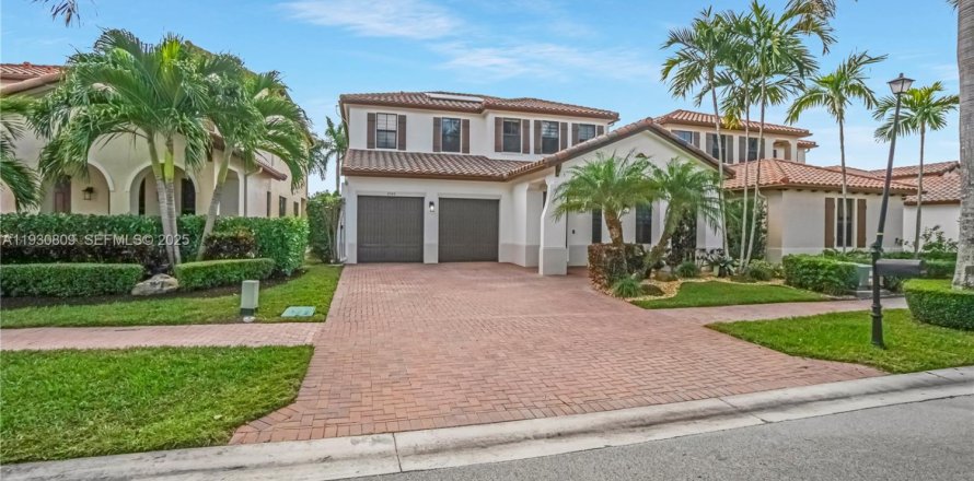 Дом в Купер-Сити, Флорида 4 спальни, 252.69м2 № 1991107