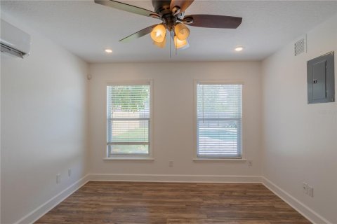 House in Maitland, Florida 4 bedrooms, 206.06 sq.m. № 1682929 - photo 28