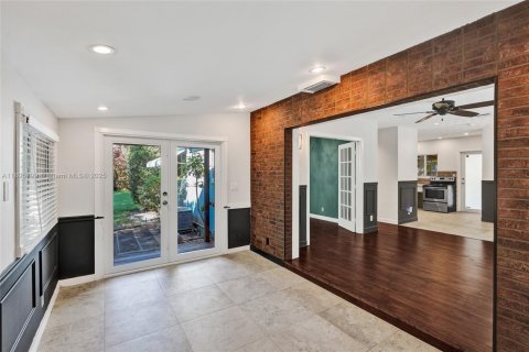 Villa ou maison à vendre à Fort Lauderdale, Floride: 3 chambres, 91.79 m2 № 1948624 - photo 6