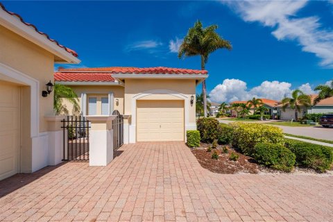 Villa ou maison à vendre à Punta Gorda, Floride: 3 chambres, 252.6 m2 № 2155790 - photo 6