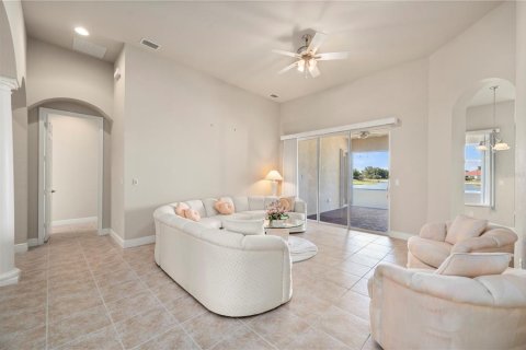 Villa ou maison à vendre à Punta Gorda, Floride: 3 chambres, 252.6 m2 № 2155790 - photo 15
