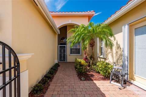 Villa ou maison à vendre à Punta Gorda, Floride: 3 chambres, 252.6 m2 № 2155790 - photo 7