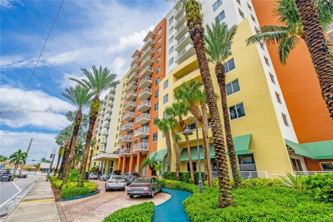 Купить кондоминиум в Авентура, Флорида 2 спальни, 109.53м2, № 1974366 - фото 25