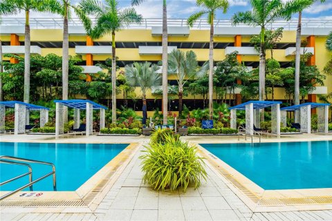 Купить кондоминиум в Авентура, Флорида 2 спальни, 109.53м2, № 1974366 - фото 4