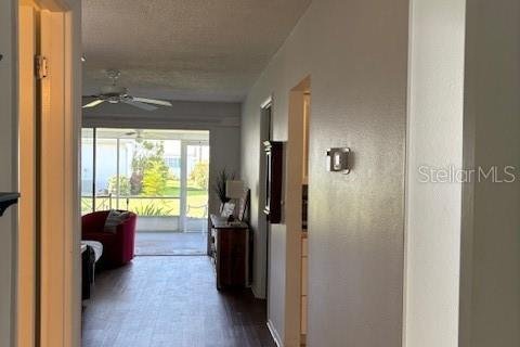 Condo in Bradenton, Florida, 2 bedrooms  № 1725330 - photo 10
