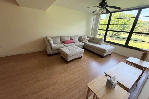 Condo in Davie, Florida, 2 bedrooms № 2086737 - photo 10
