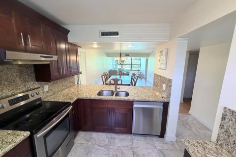 Condo in Davie, Florida, 2 bedrooms № 2086737 - photo 2