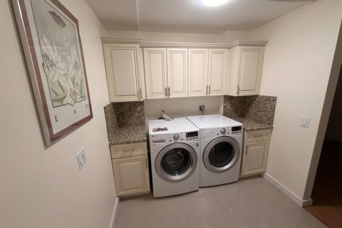 Condo in Davie, Florida, 2 bedrooms № 2086737 - photo 16