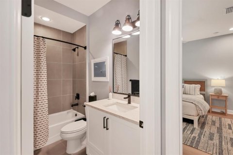 Casa en venta en Sarasota, Florida, 3 dormitorios, 200.39 m2 № 1744208 - foto 24