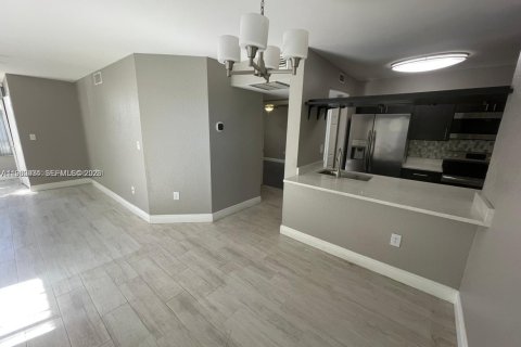 Condo à Oakland Park, Floride, 2 chambres  № 2079871
