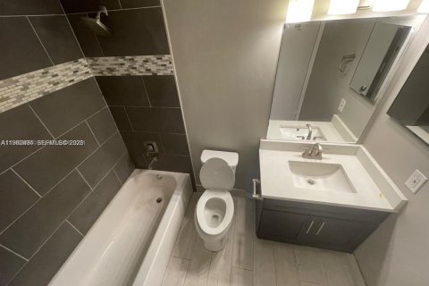 Copropriété à louer à Oakland Park, Floride: 2 chambres, 96.43 m2 № 2079871 - photo 9