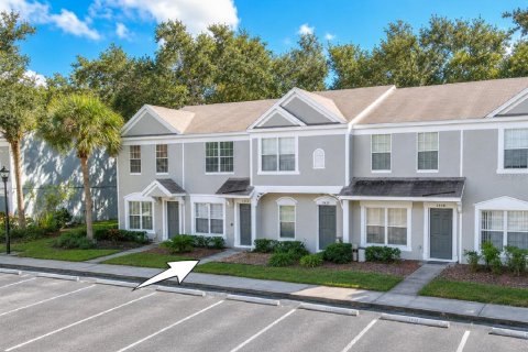Touwnhouse à louer à Brandon, Floride: 2 chambres, 103.12 m2 № 2419350 - photo 2