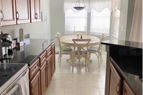 Copropriété à louer à Saint Petersburg, Floride: 2 chambres, 83.61 m2 № 2112377 - photo 12