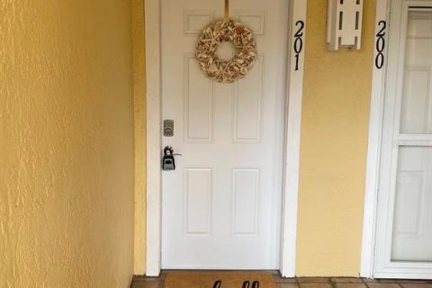 Copropriété à louer à Saint Petersburg, Floride: 2 chambres, 83.61 m2 № 2112377 - photo 2