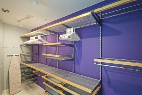 Condominio en alquiler en Sunny Isles Beach, Florida, 3 dormitorios, 216.18 m2 № 1841123 - foto 17