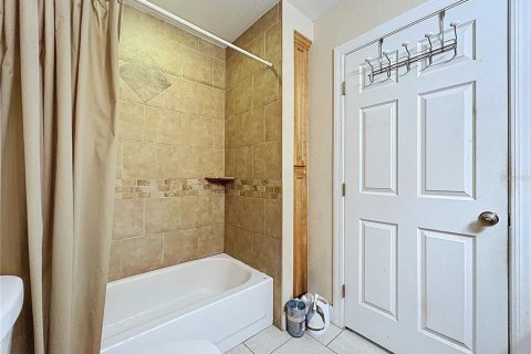 Casa en venta en Lakeland, Florida, 3 dormitorios, 219.81 m2 № 2118469 - foto 19