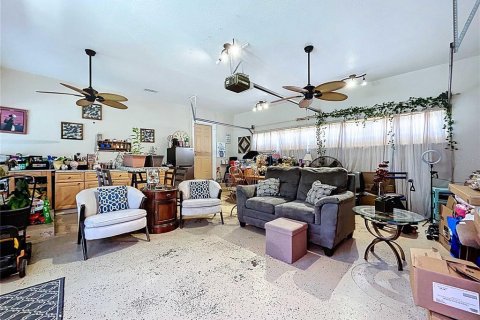 Casa en venta en Lakeland, Florida, 3 dormitorios, 219.81 m2 № 2118469 - foto 24