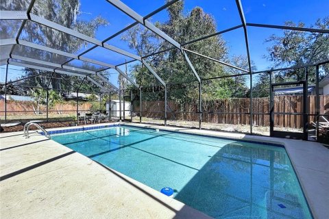 Casa en venta en Lakeland, Florida, 3 dormitorios, 219.81 m2 № 2118469 - foto 27