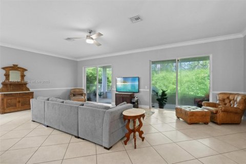 Casa en venta en Weston, Florida, 4 dormitorios, 174.28 m2 № 1783911 - foto 7